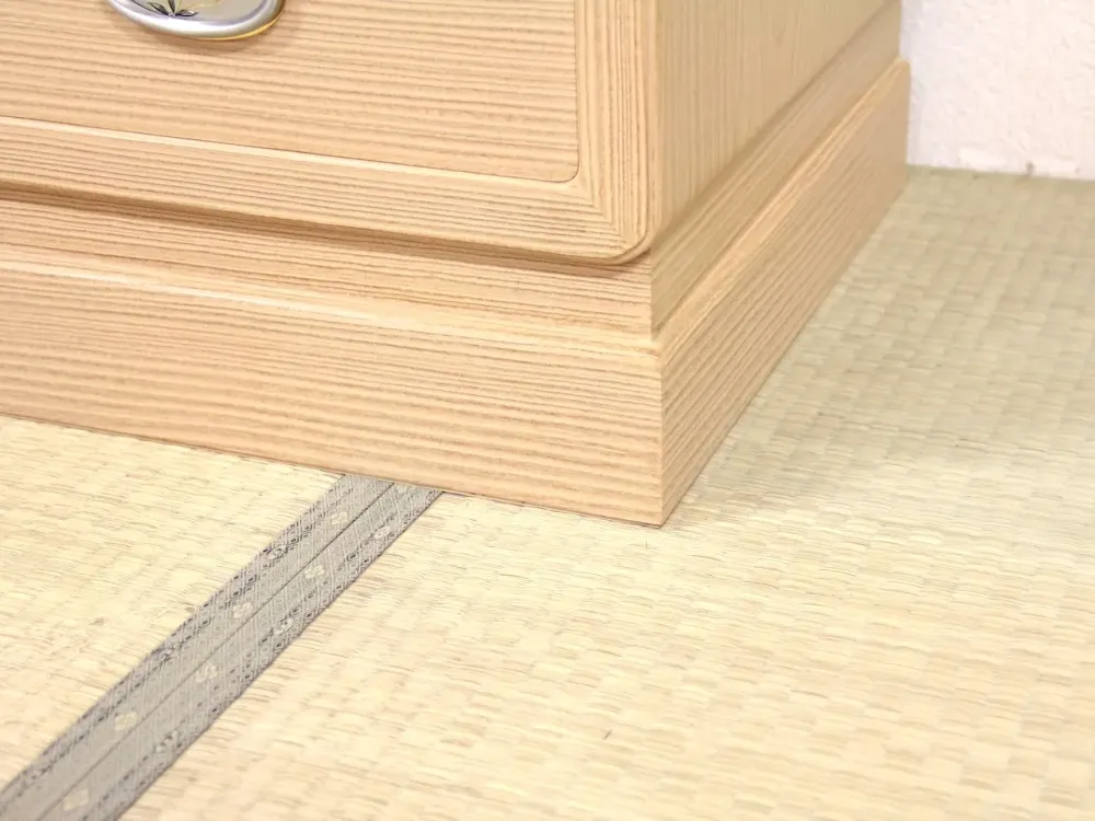 桐たんす兼用モデルの台輪の説明