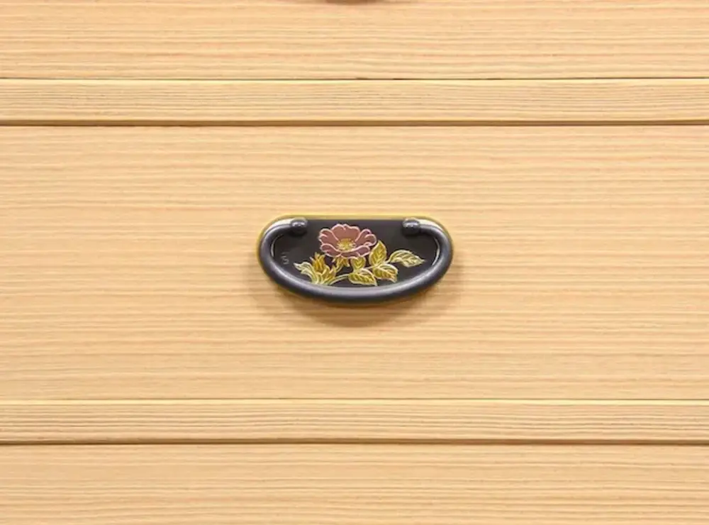 引出し金具