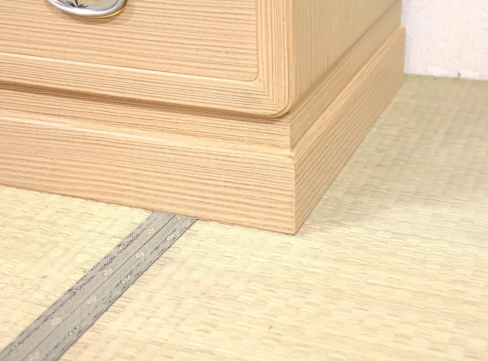シンプルな造りは全体を引き立てます。